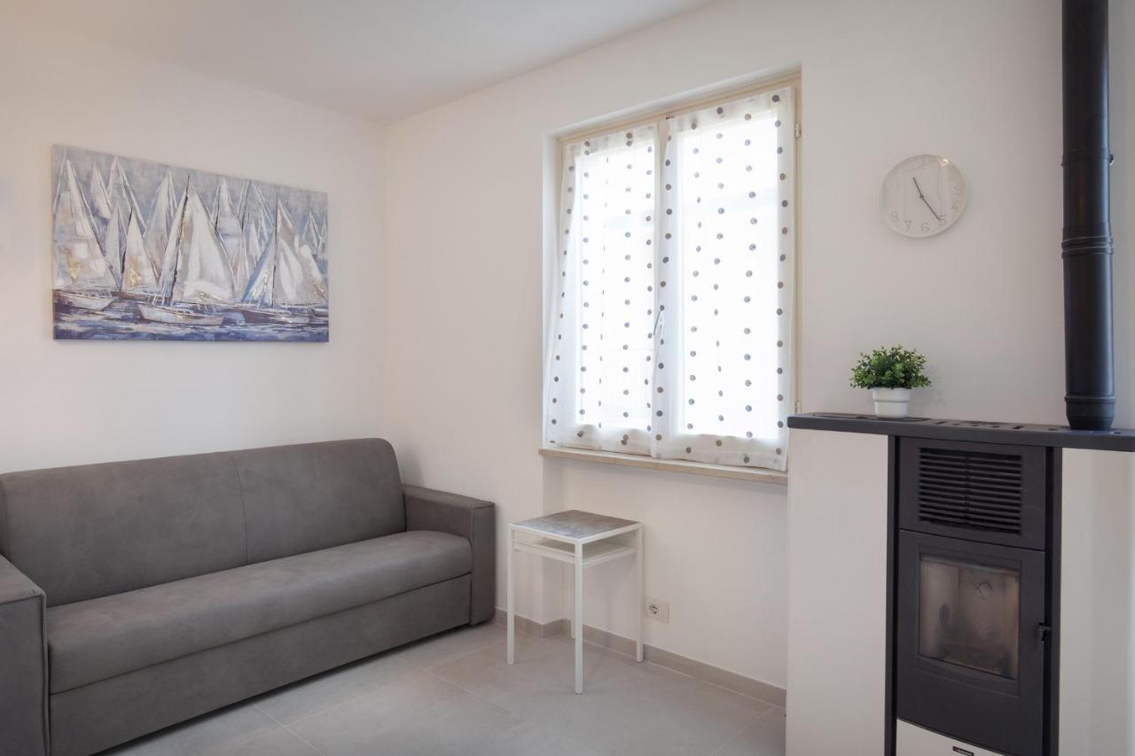 Apartment Prefontana With Pool Бардолино Екстериор снимка