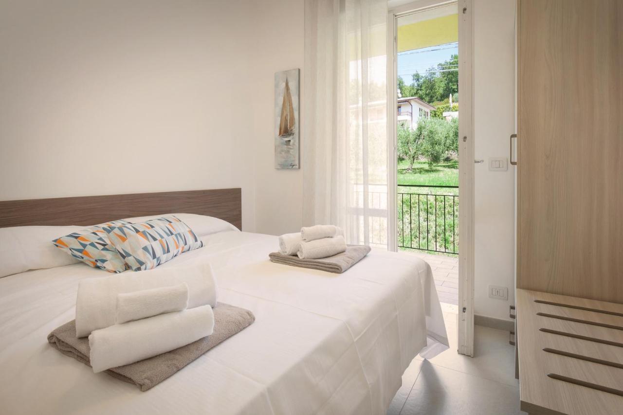 Apartment Prefontana With Pool Бардолино Екстериор снимка